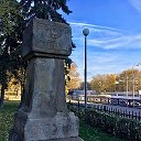 Логотип канала От Москвы две версты
